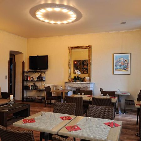 Hotel Duc De Padoue Корте Екстериор снимка